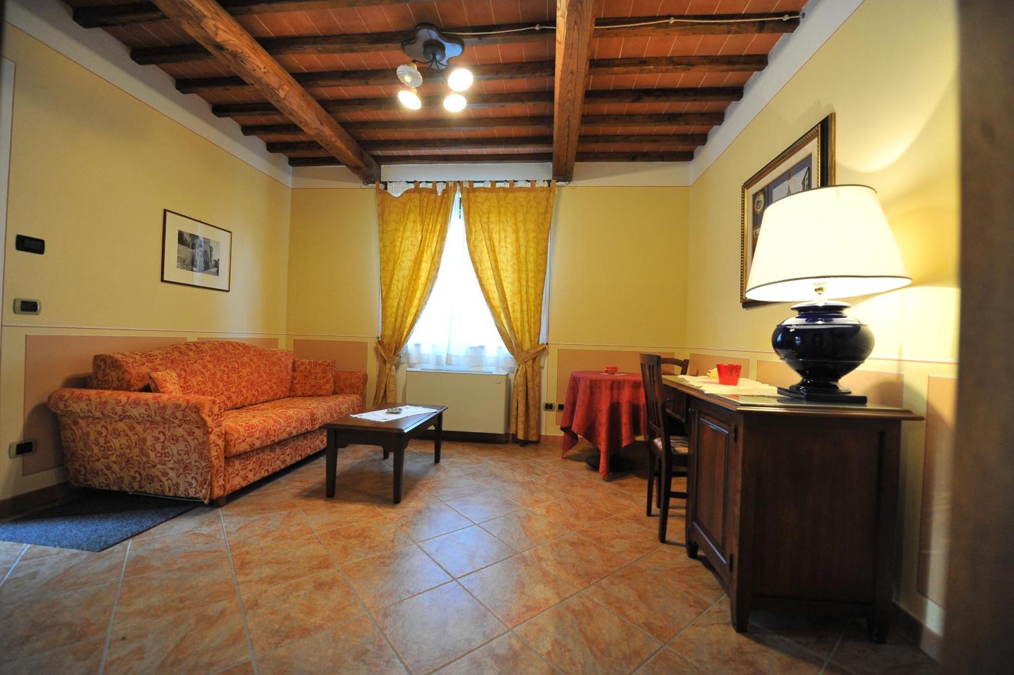 Albergo La Foresteria Bettolle Kültér fotó