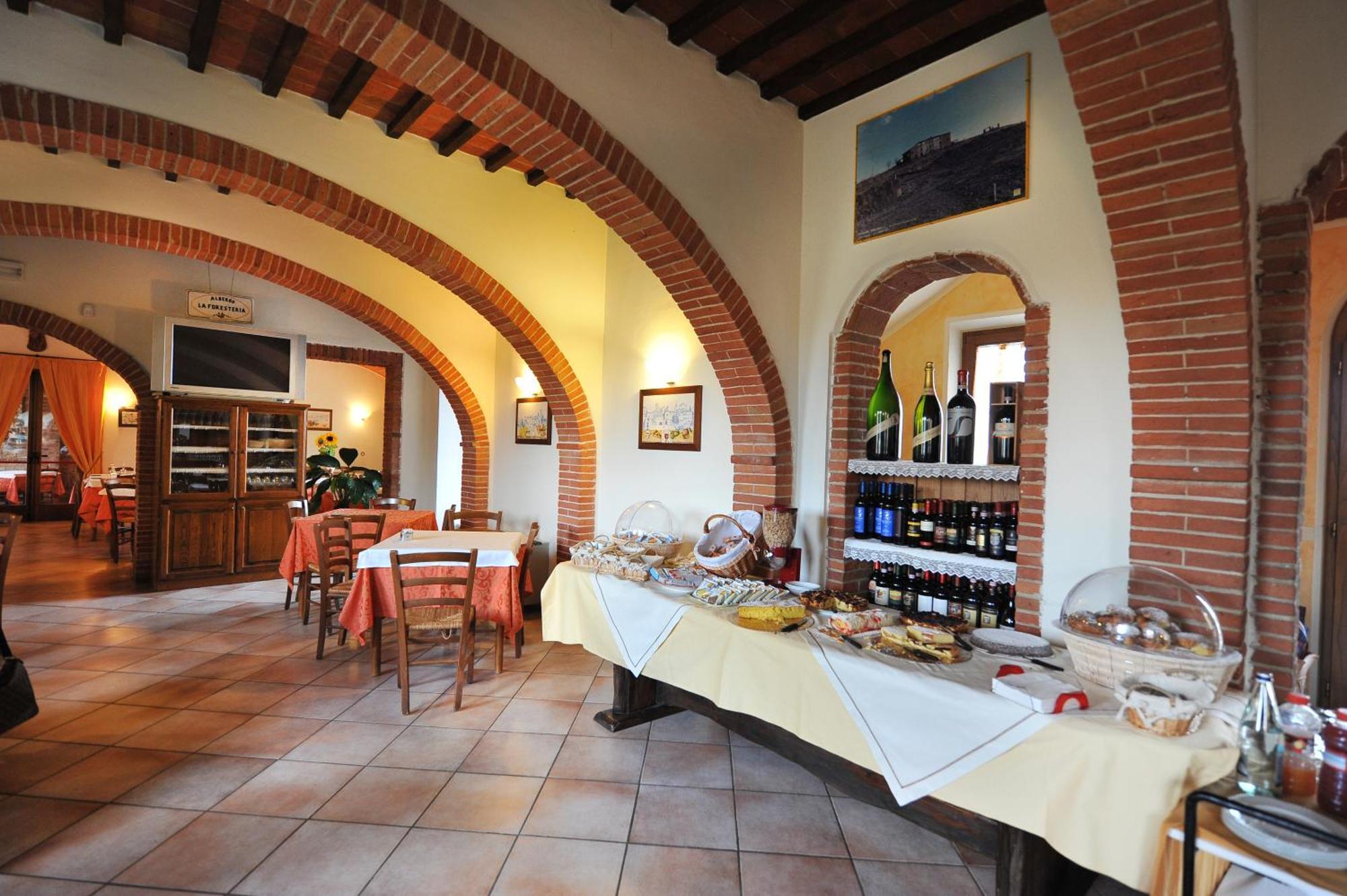 Albergo La Foresteria Bettolle Kültér fotó