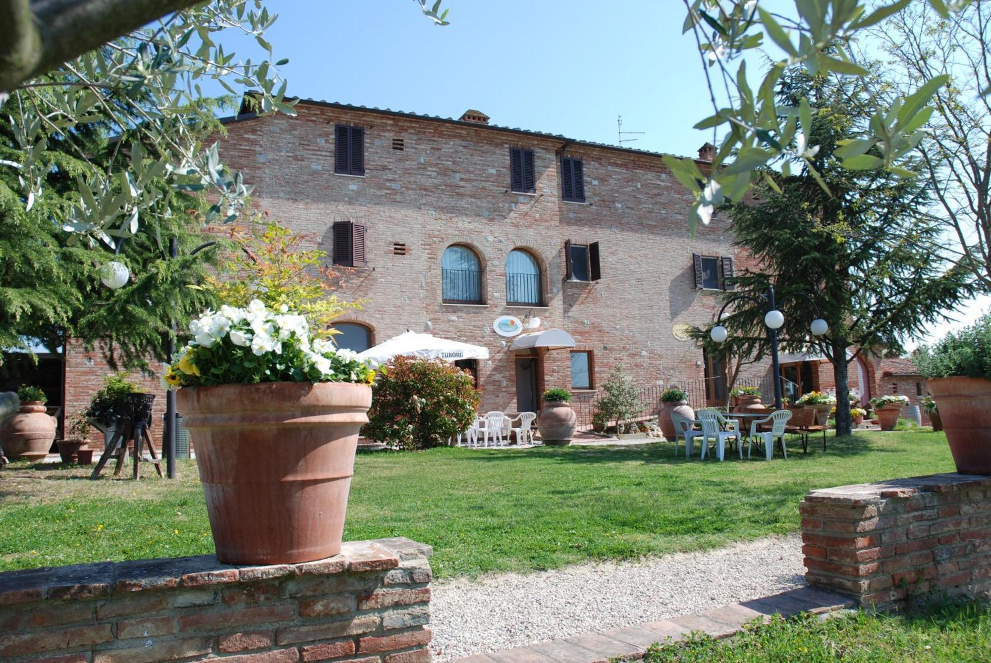 Albergo La Foresteria Bettolle Kültér fotó