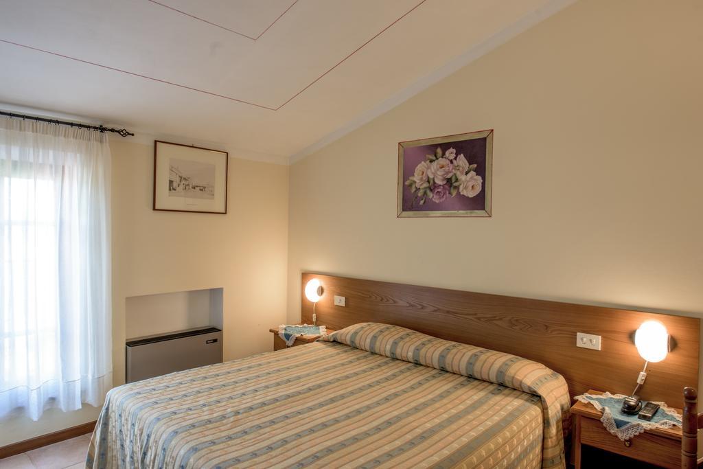 Albergo La Foresteria Bettolle Kültér fotó